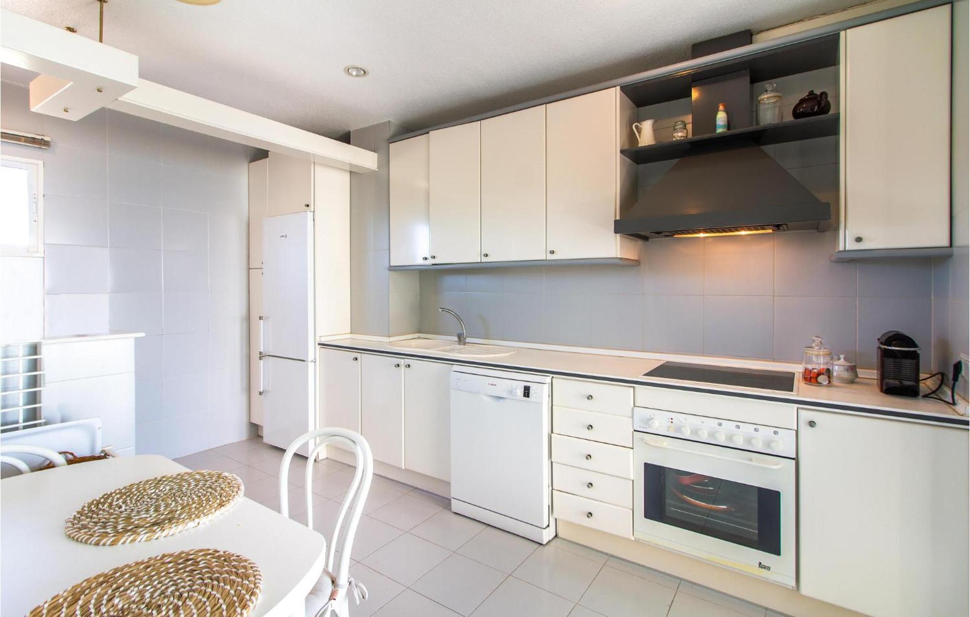 Front In With Wifi Apartment *